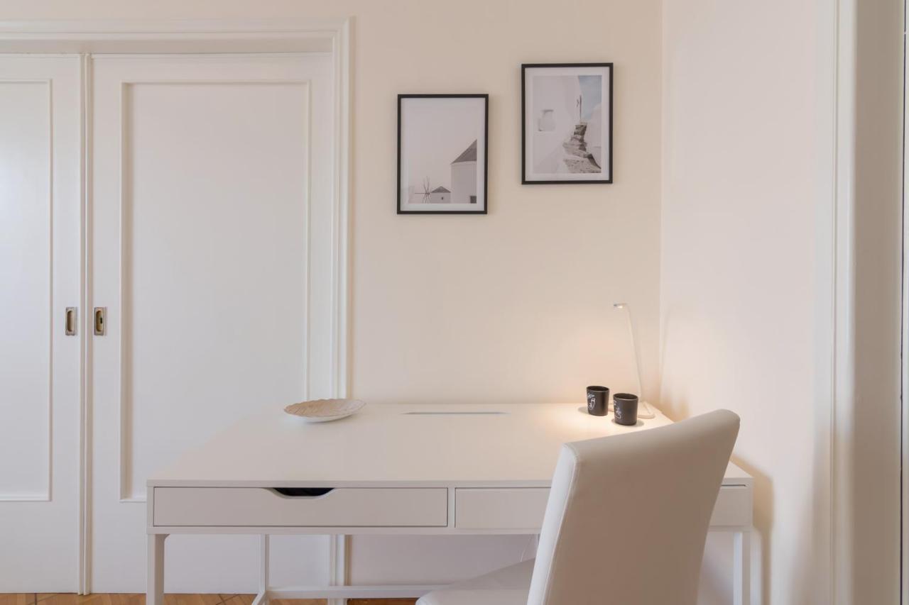 Phaedrus Living: City Center Flat Michalakopoulou Aten Exteriör bild